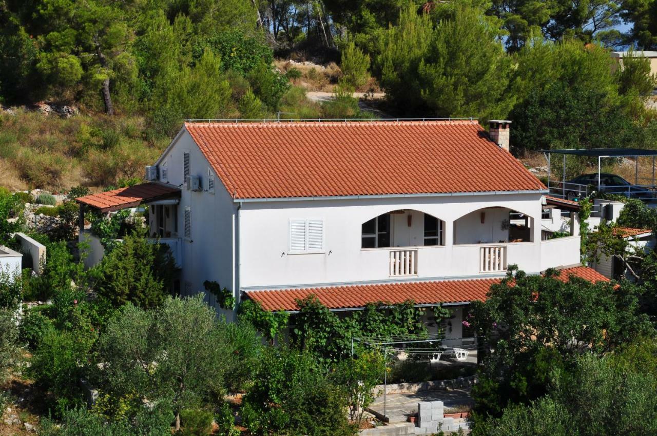 Villa Delfin Sutivan Exterior photo